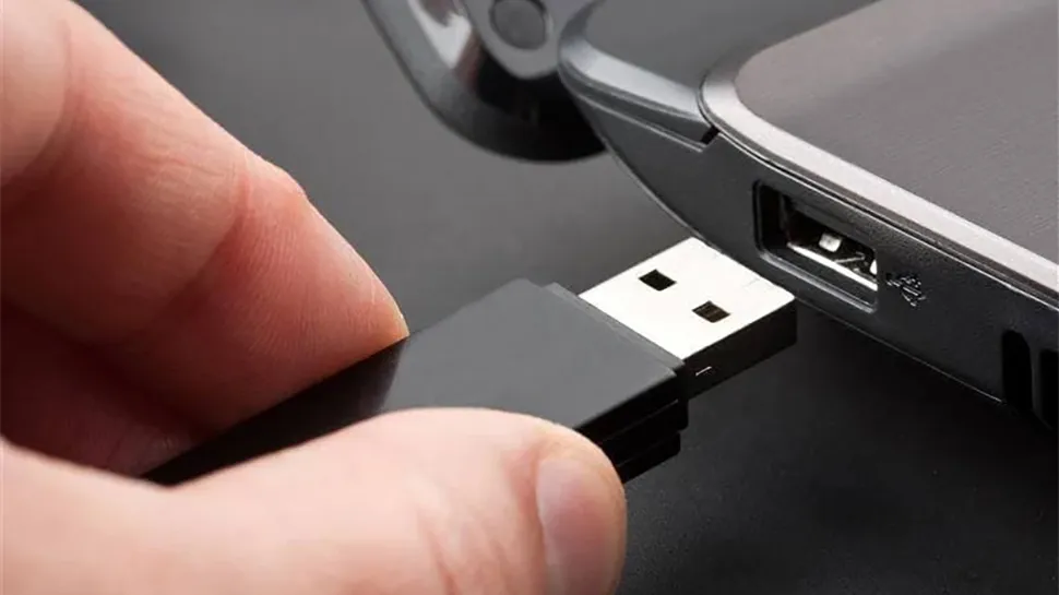 Conectare prin port USB