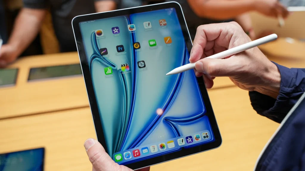 Strânge, menține deasupra și dublează: 16 trucuri Apple Pencil Pro pe care trebuie să le știi