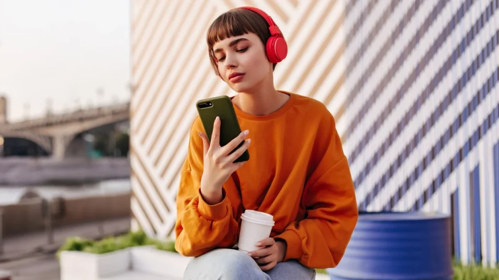 Cum să conectezi căști și căști wireless la telefon sau computer
