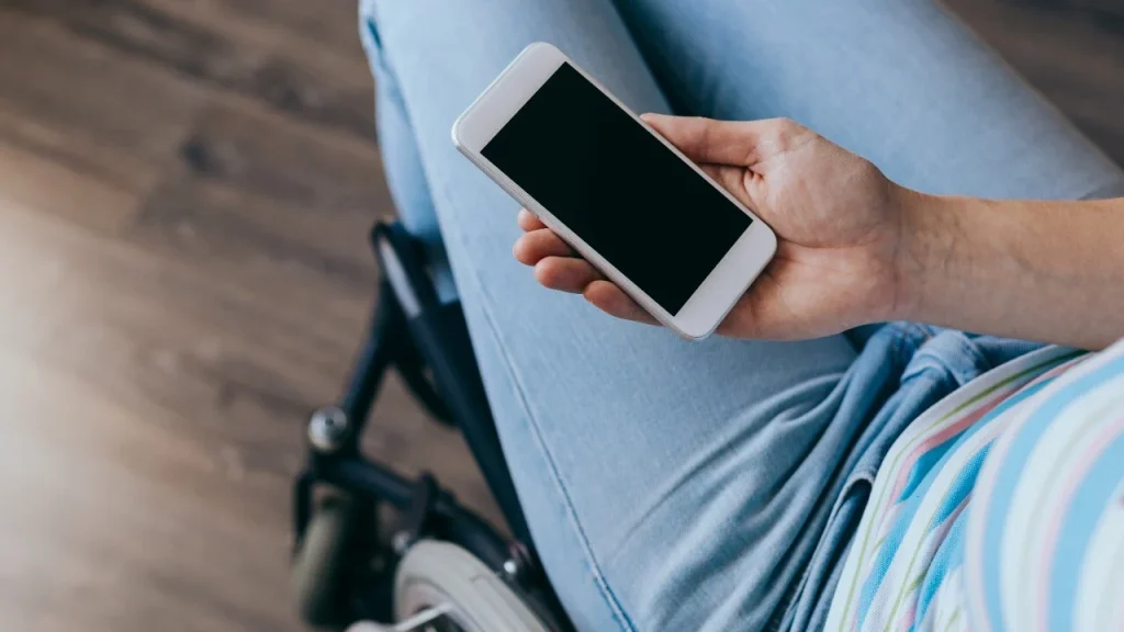 Fă trecerea: cum să controlezi iPhone-ul sau iPad-ul cu mișcări ale capului
