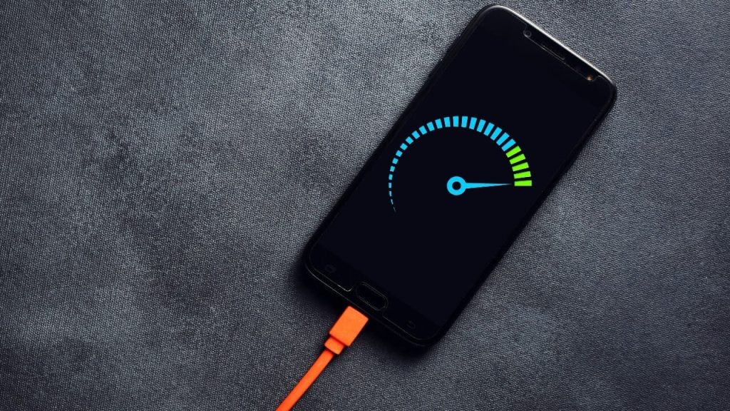 Miturile despre telefoane: încarcarea rapidă strică bateria telefonului?