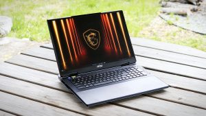 MSI Titan 18 HX AI Review: laptopul de gaming suprem de 18 inch