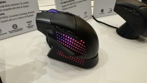 Noul mouse de gaming MSI va avea o rată de polling wireless de 8K și certificare Qi