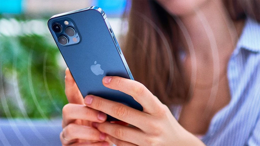 Iată de ce nu ar trebui să-ți faci prea multe griji din cauza radiațiilor emise de smartphone