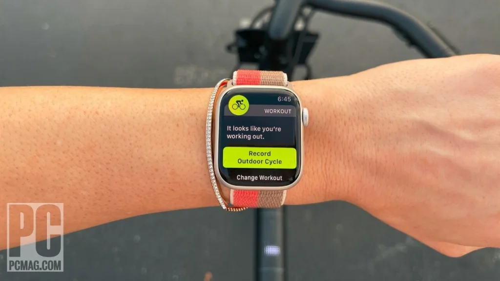 Cum să urmărești antrenamentele și activitățile pe Apple Watch