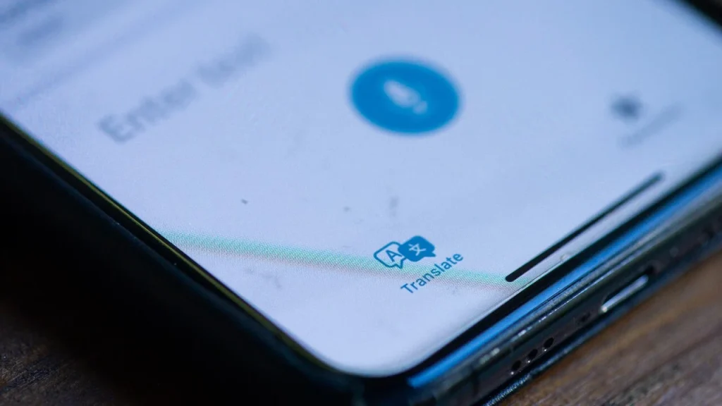 Cum să folosești aplicația de traducere încorporată Apple ca translator personal