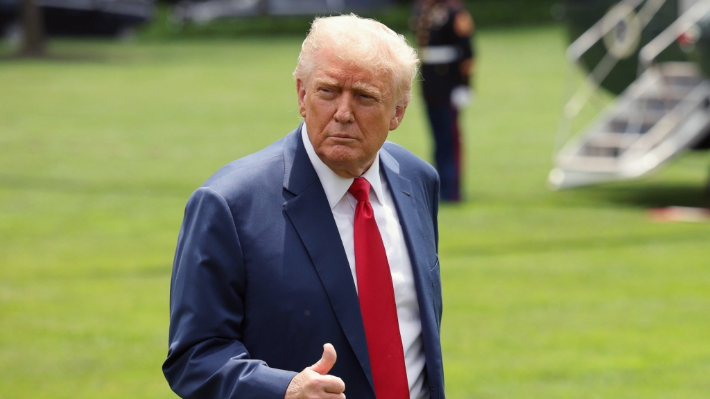 Presedintele Americii, Donald Trump