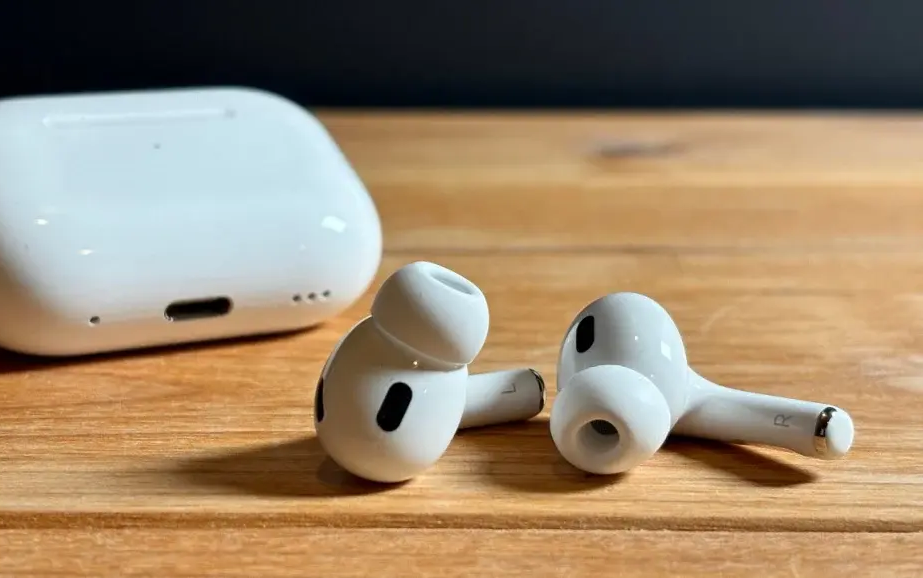 Noile casti wireless Airpods, produse de Apple