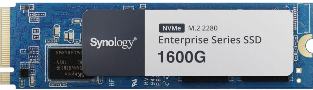 Hard disk SSD produs de Synology cu capacitatea de 1600 gb