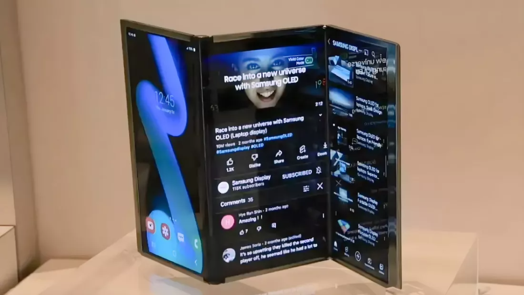 Smartphone Samsung tri-fold