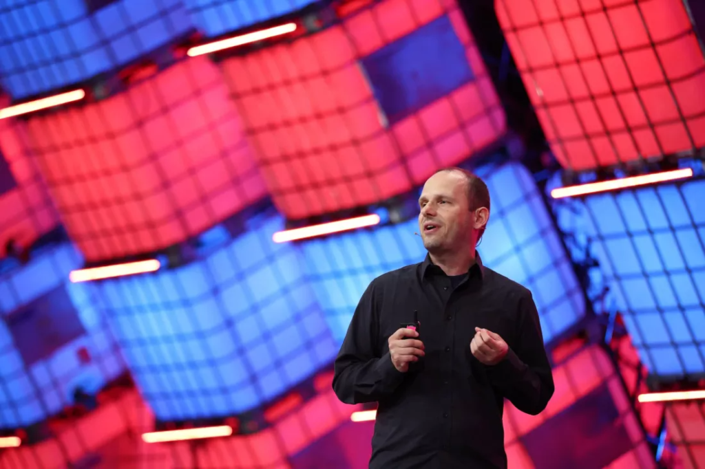 CEO Microsoft absoarbe GitHub în divizia CoreAI, pe măsură ce CEO-ul își planifică plecarea