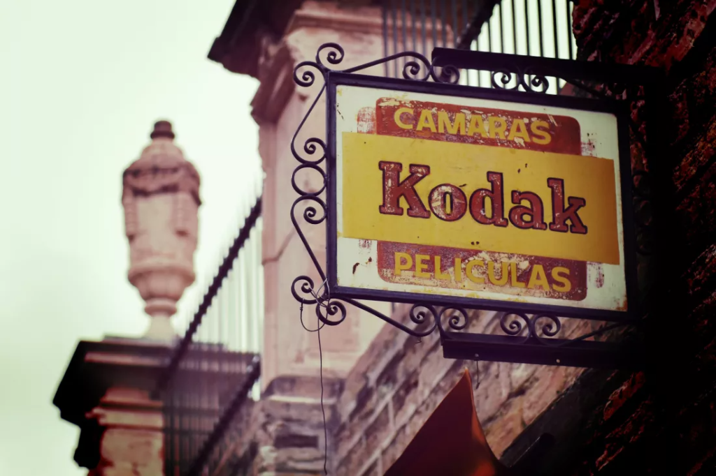 Afis publicitar retro al companiei Kodak