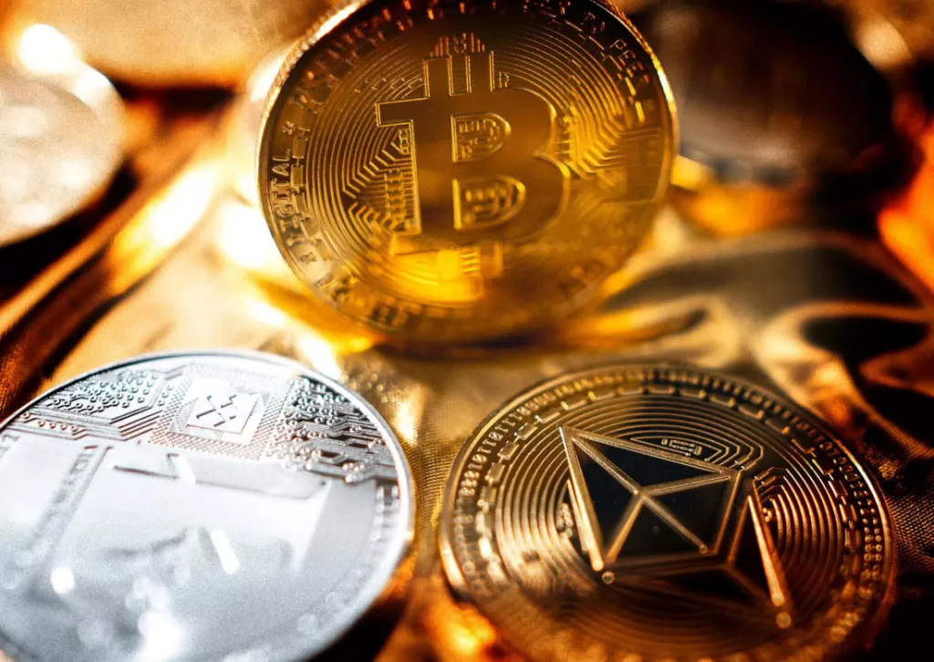 Imagini cu cryptomonede