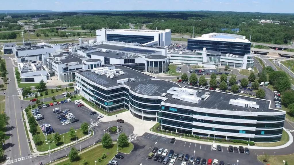 Natcast a sprijinit lansarea Acceleratorului de Ultraviolete Extreme CHIPS for America la Complexul NanoTech din Albany, New York.