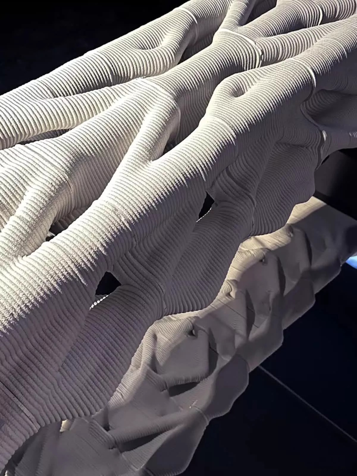 Betonul printat 3D ar putea ajuta clădirile să absoarbă carbonul în loc să-l elibereze