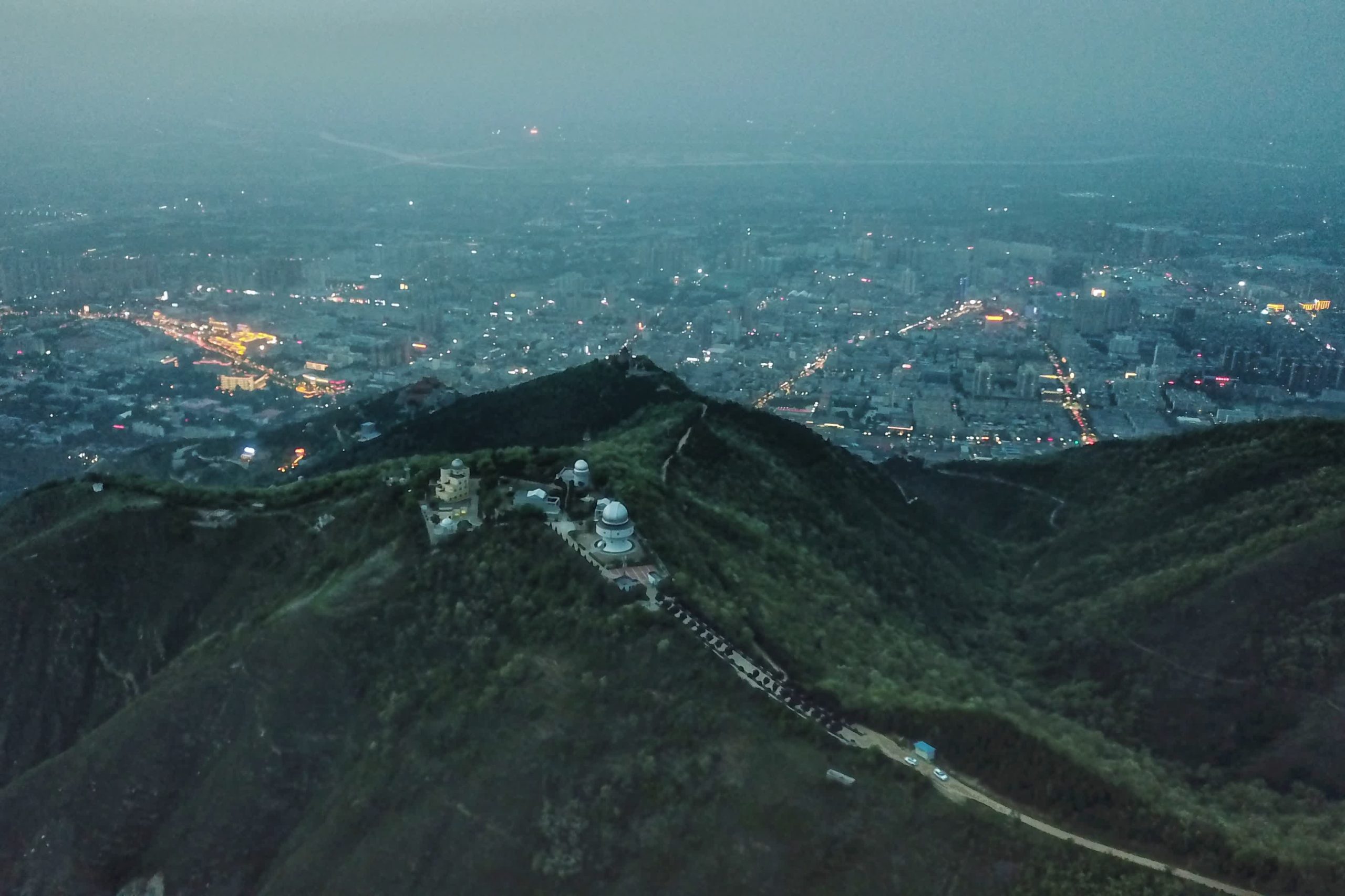 China acuză NSA că a atacat sistemele naționale de timp folosind 42 de "arme cibernetice speciale"