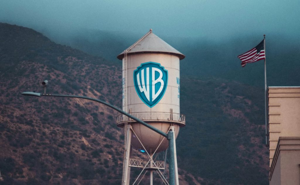 Fuziune de proporții: Netflix achiziționează Warner Bros. pentru 82,7 miliarde de dolari