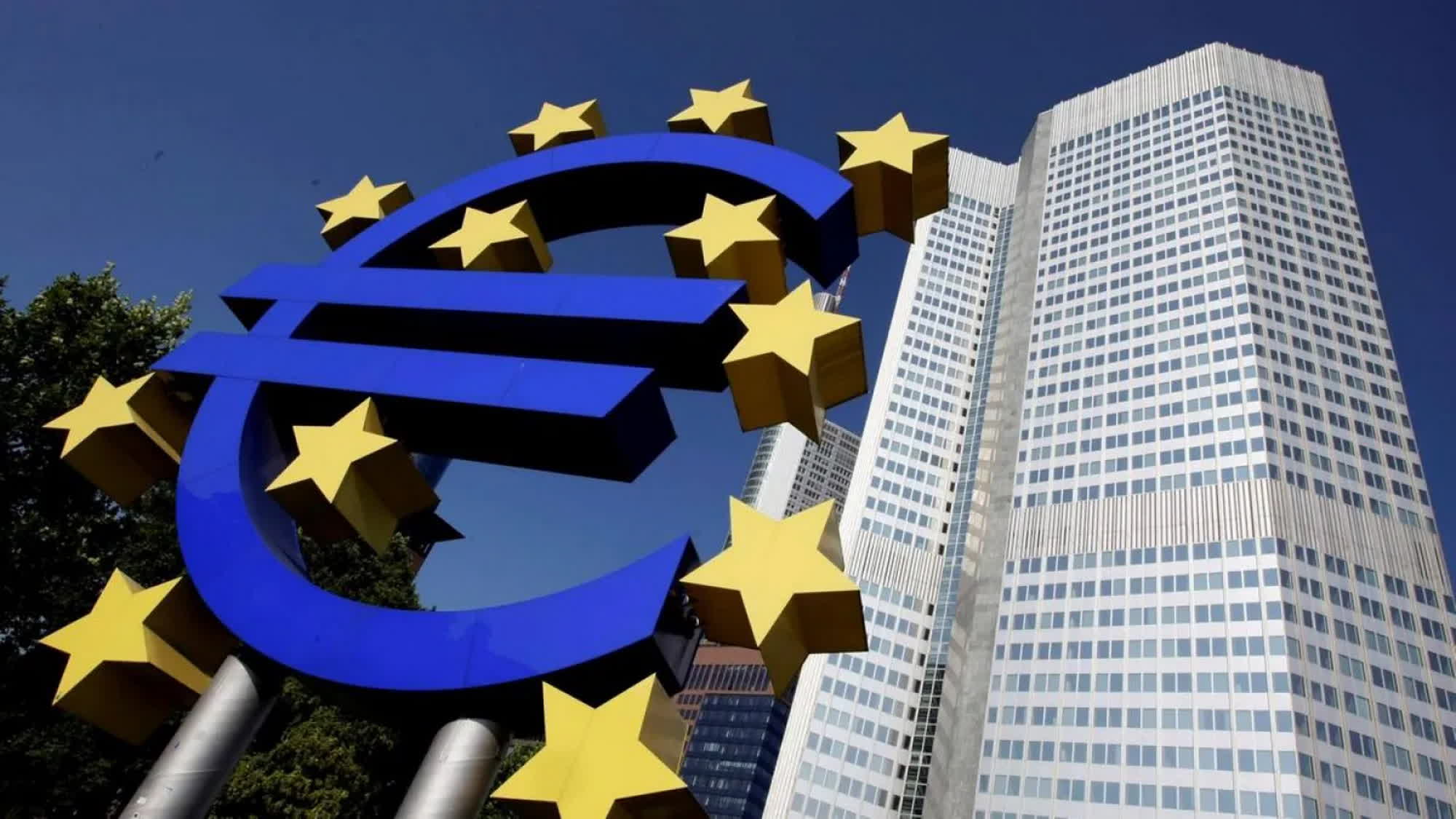 UE ajunge la un acord privind noile reguli de plată care obligă furnizorii să ramburseze pierderile din fraude și să dezvăluie taxele ascunse